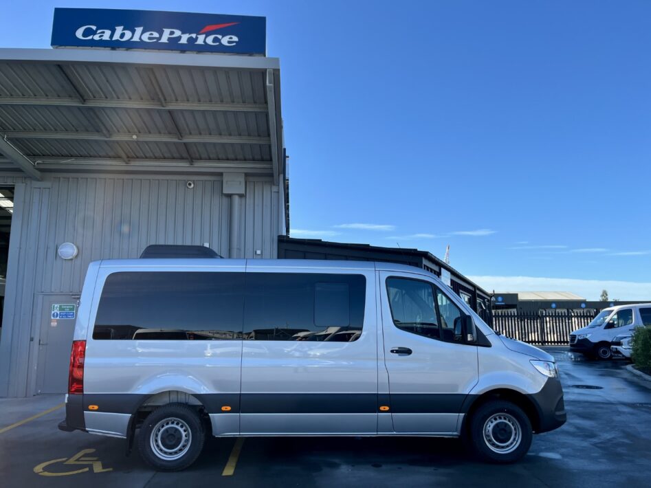 2025 Mercedes-Benz Sprinter 315 mini bus