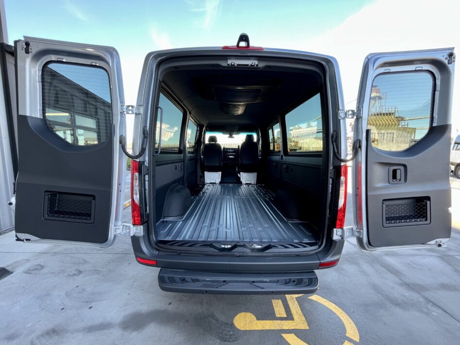 2025 Mercedes-Benz Sprinter 315 mini bus