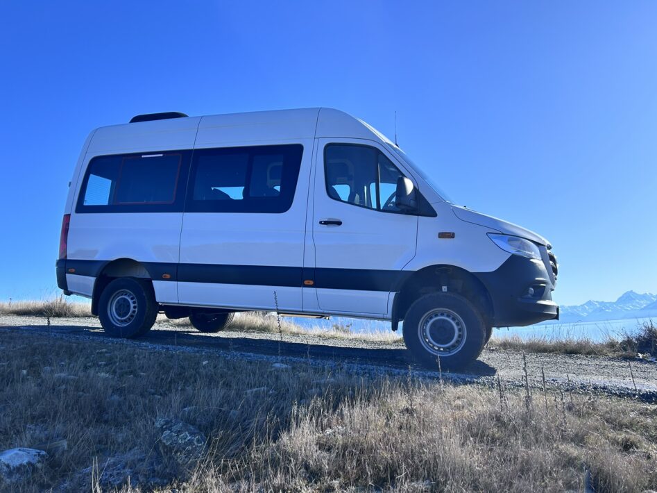 2025 Mercedes-Benz Sprinter 419 MWB AWD Minibus AWD - High Roof – 12 Seats