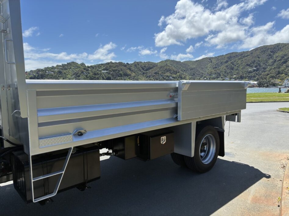 Brand new - Isuzu FTR750M Auto, CablePrice NZ
