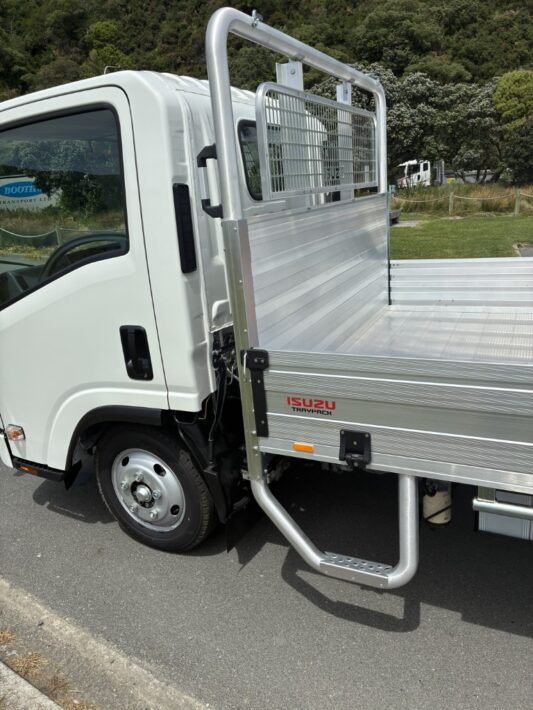 Isuzu NLR250M AMT TradePack, CablePrice, In Stock, Special price